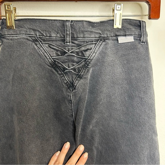 Boyish High Rise Mikey Black Jean in Moonstruck 24 - Picture 7 of 11